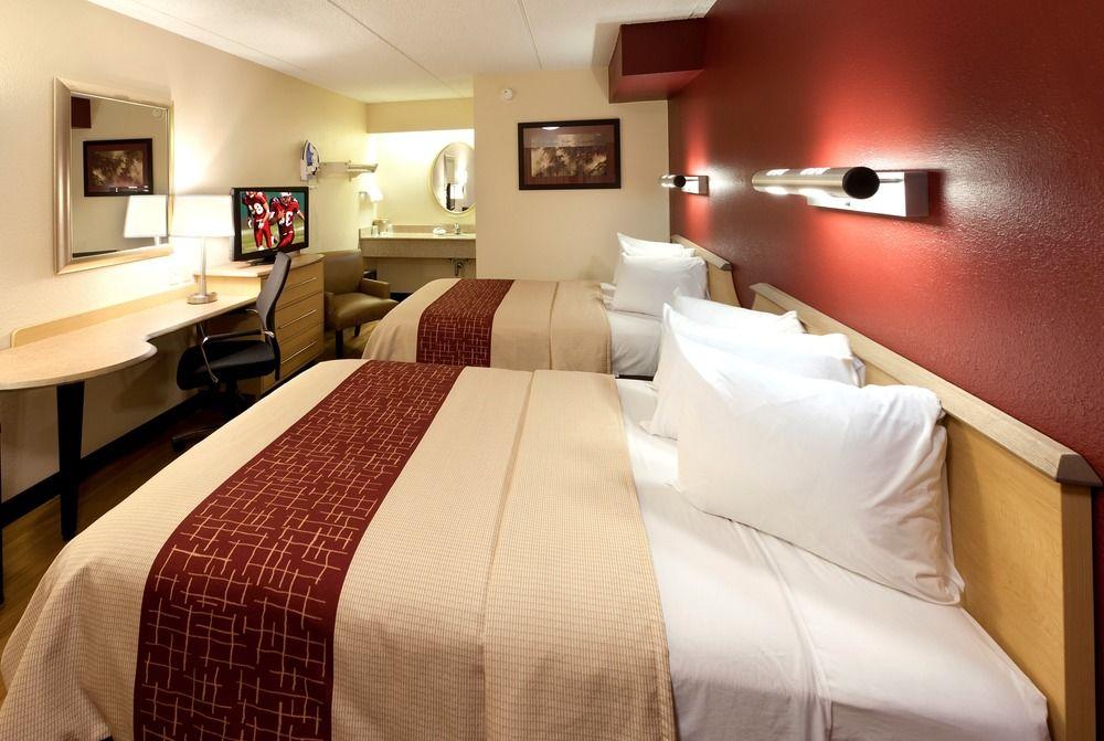Red Roof Inn Canton Exterior photo